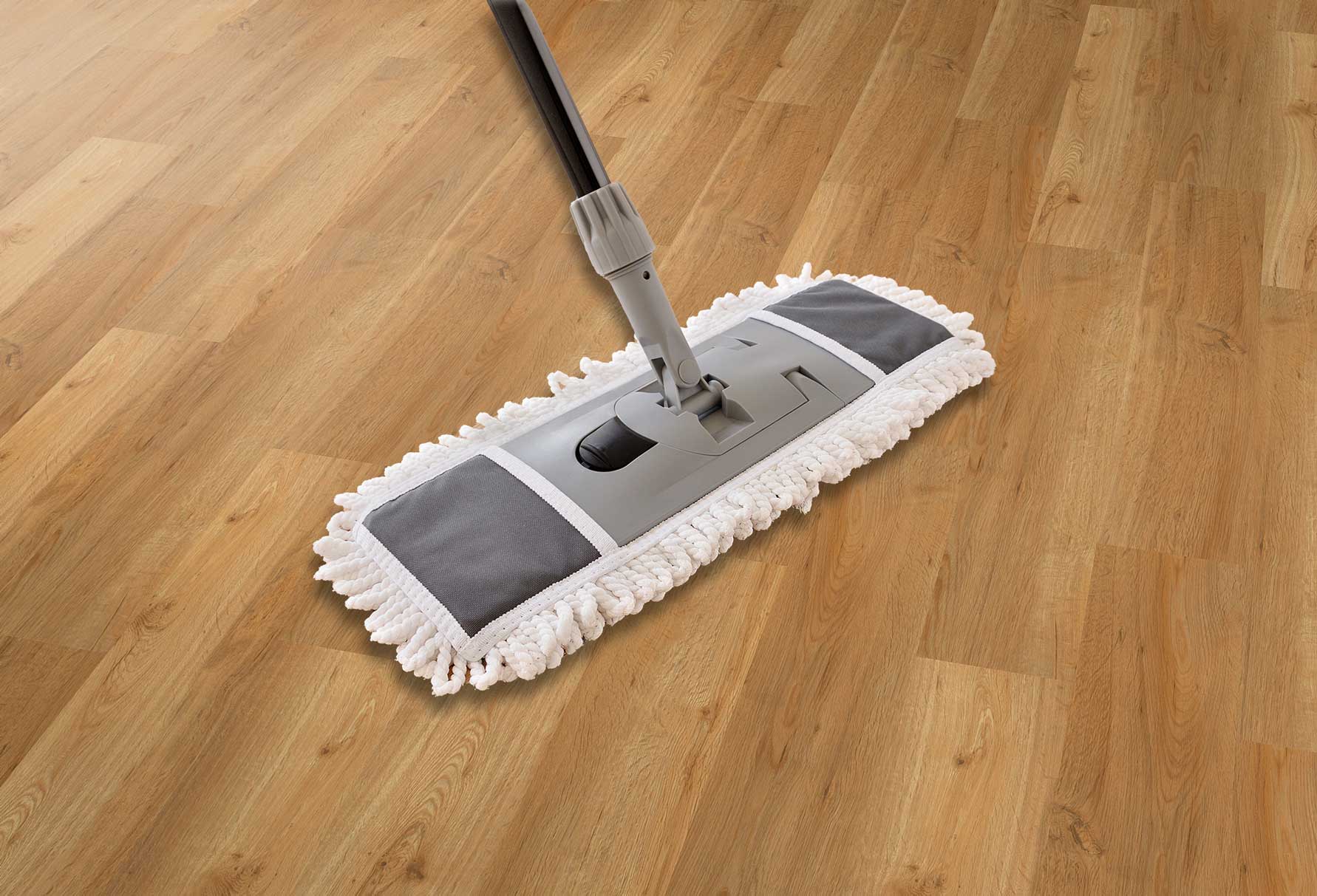 Richtige Pflege bei Landhausdiele Eiche sand beige