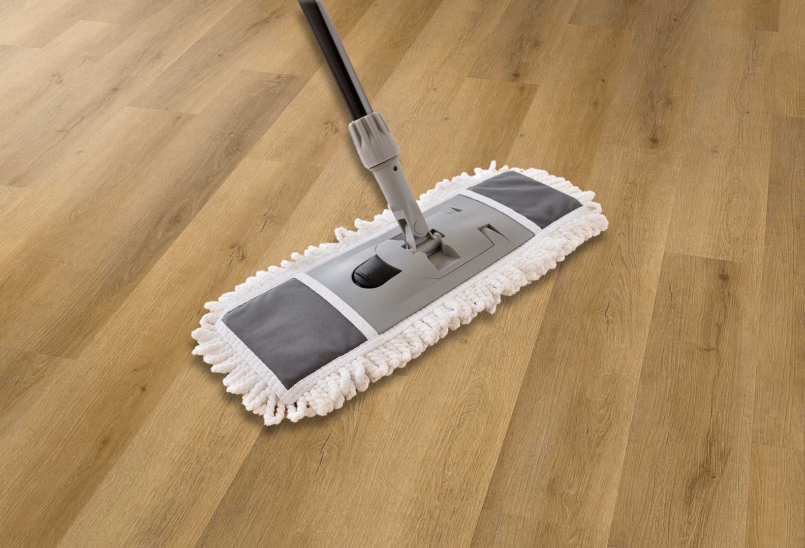 Richtige Pflege bei Landhausdiele Eiche sand beige