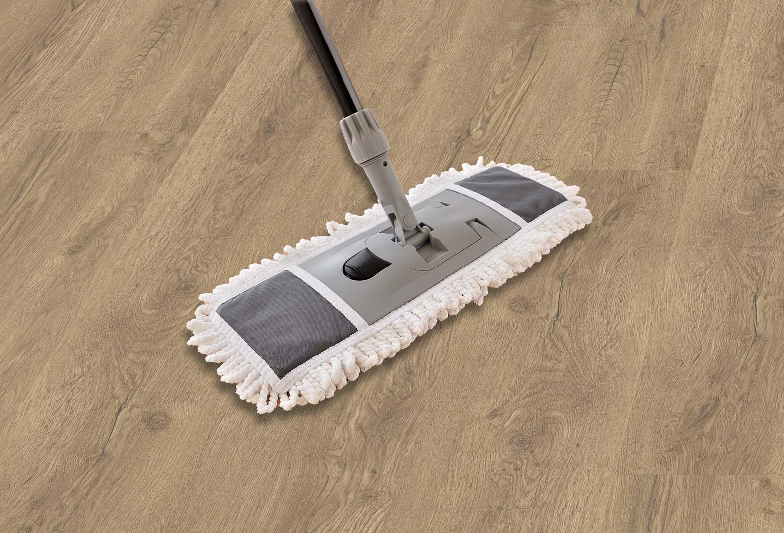 Richtige Pflege bei Landhausdiele Eiche sand beige