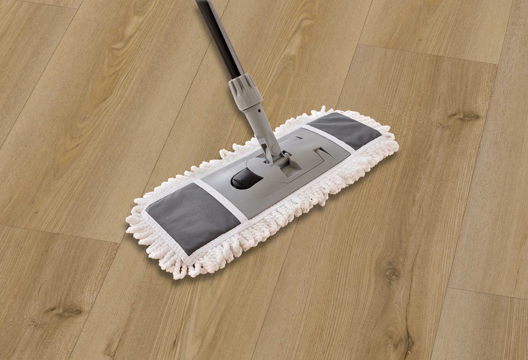 Richtige Pflege bei Landhausdiele Eiche sand beige