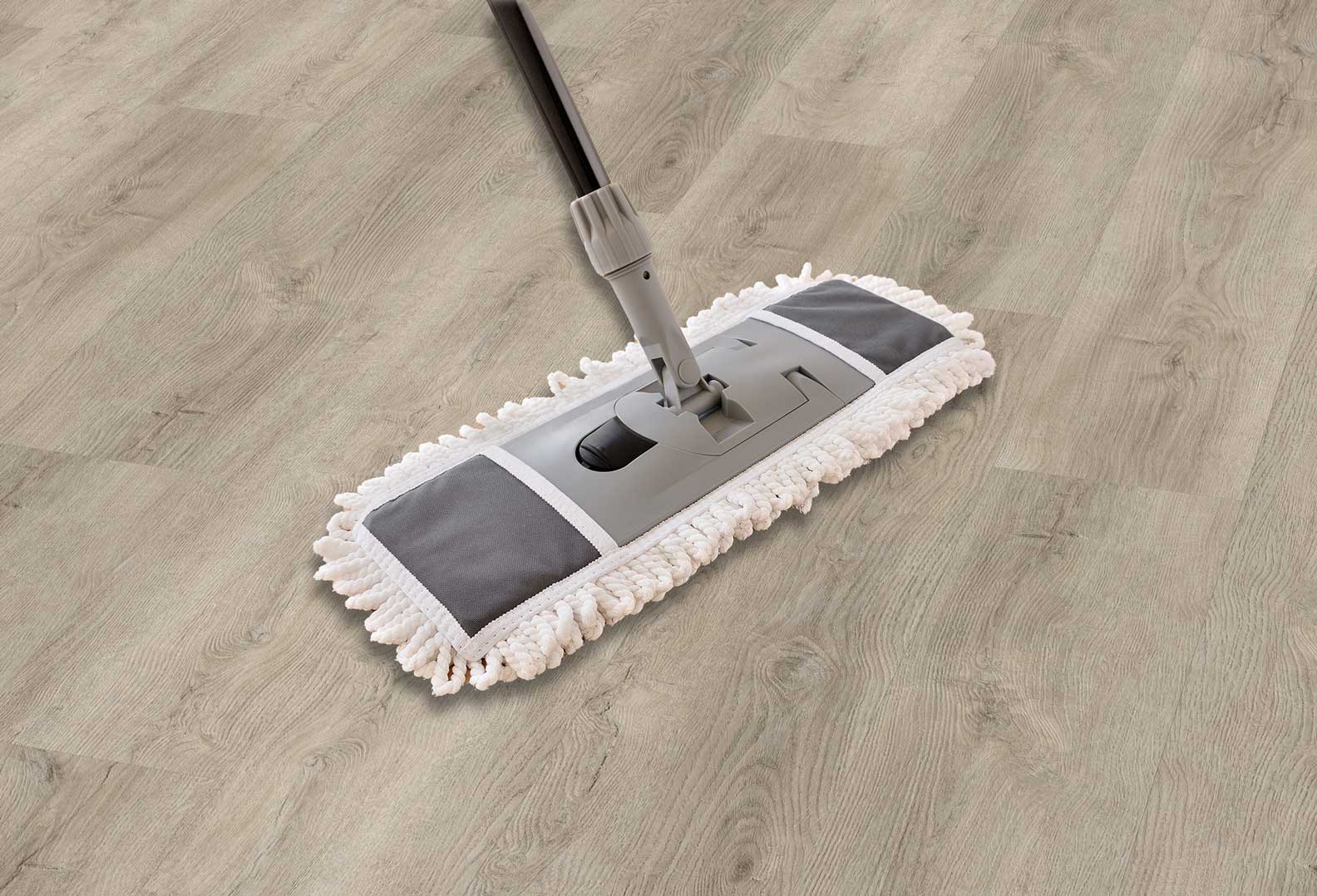 Richtige Pflege bei Landhausdiele Eiche sand beige