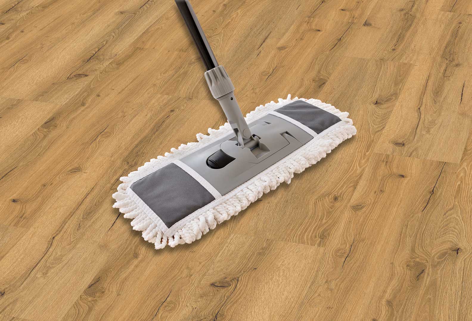 Richtige Pflege bei Landhausdiele Eiche sand beige