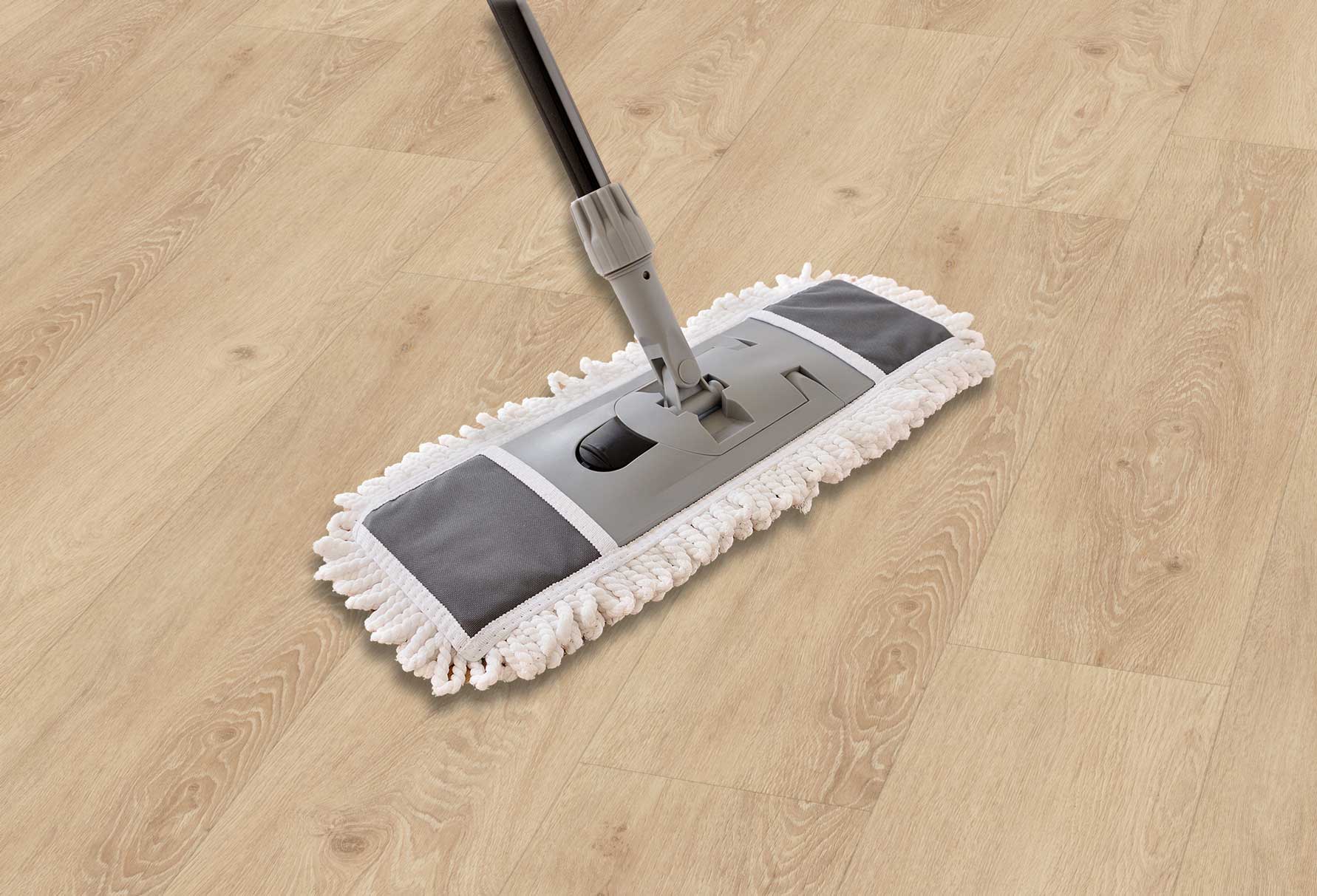 Richtige Pflege bei Landhausdiele Eiche sand beige