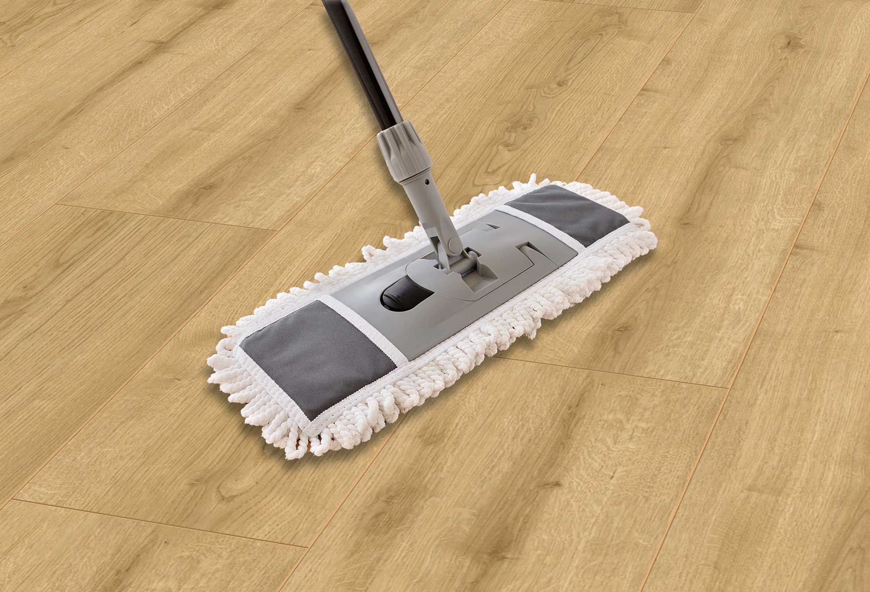 Richtige Pflege bei Landhausdiele Eiche sand beige